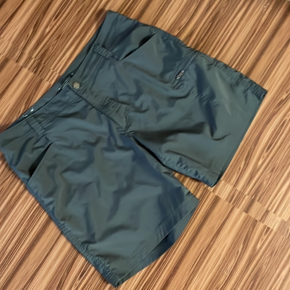 COLUMBIA Omni Shade Protection Hiking Shorts Size 38 - Picture 2 of 11